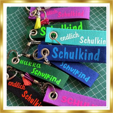 Schlüsselanhänger Filz personalisiert
Schlüsselanhänger in verschiedenen Farben